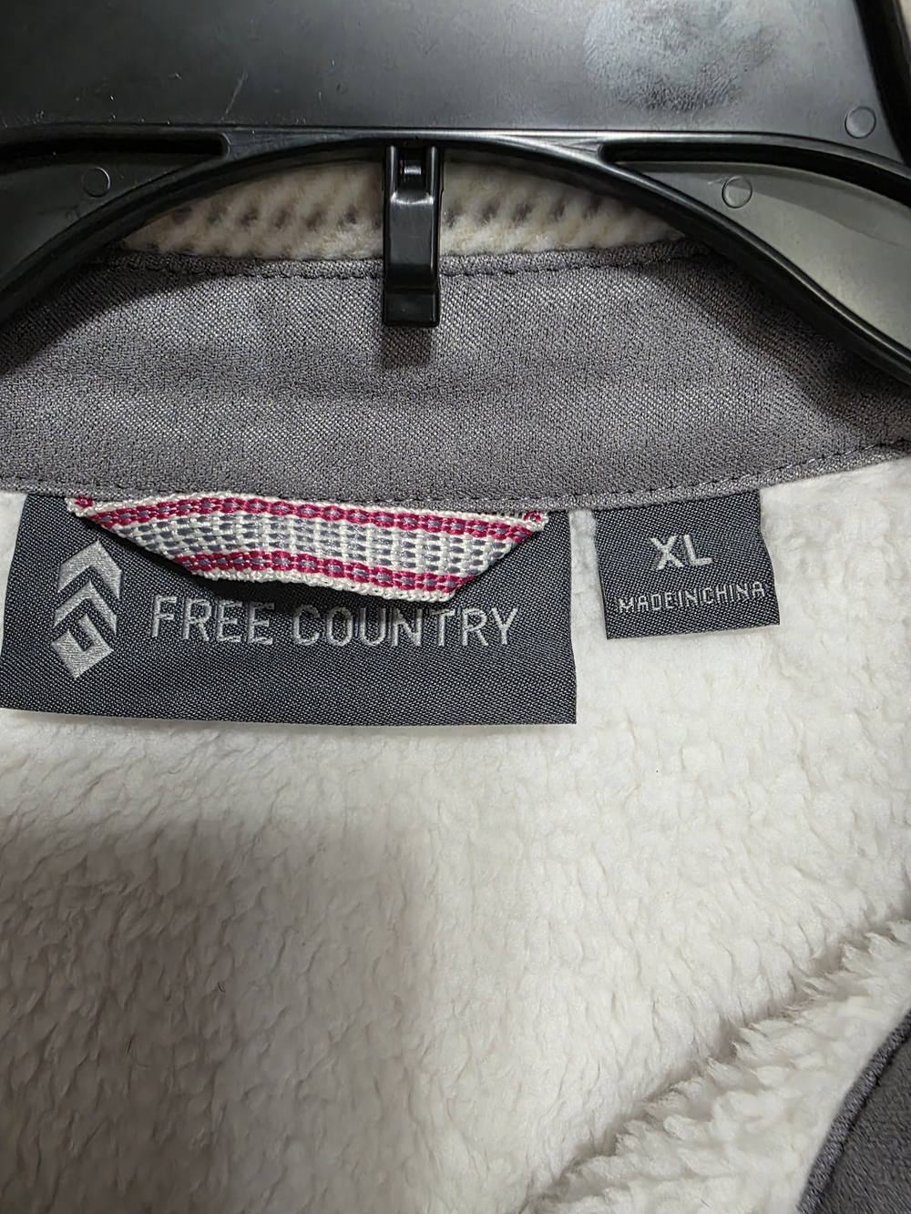 Free Country Women's Cream and Tan Striped Fleece Shacket - Picture 3 of 4